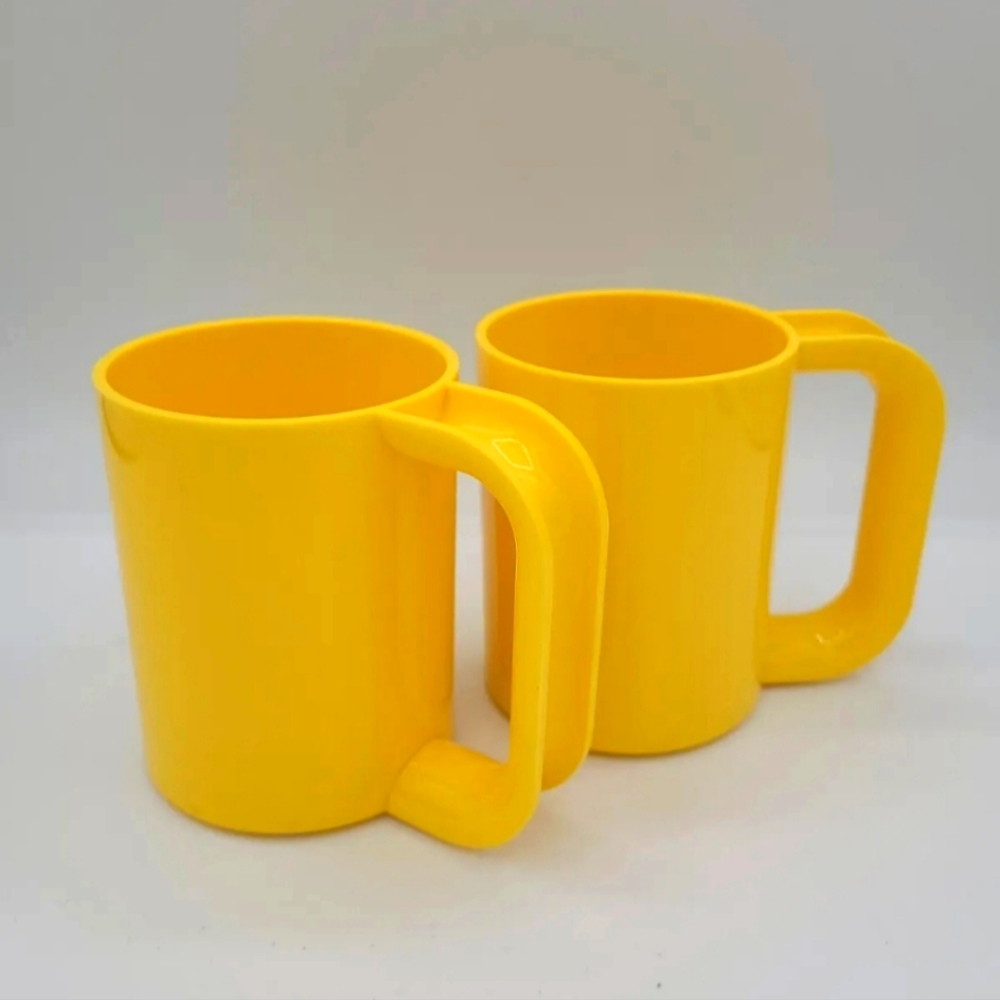Heller Maxmug Yellow Mug Massimo Vignelli MCM Mid Century Mod Set of 2 USA